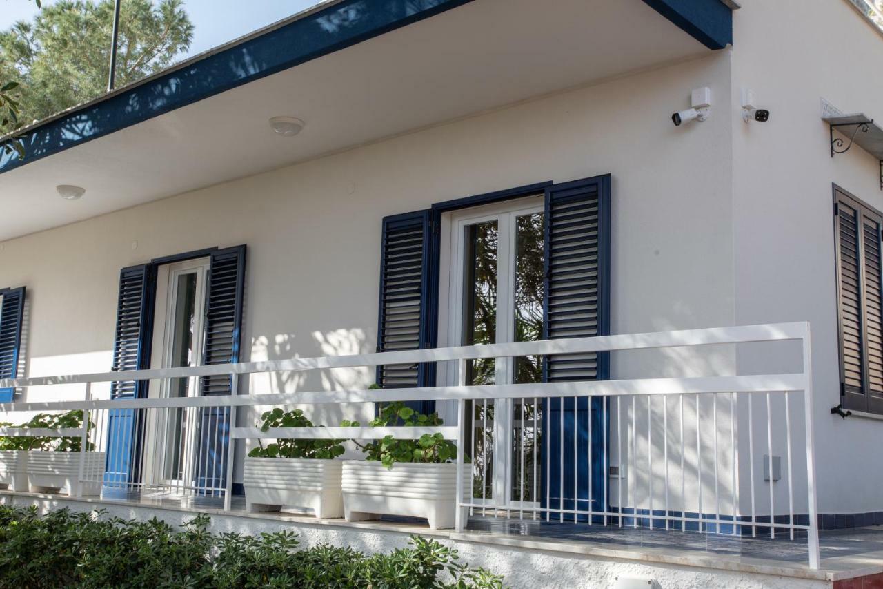 Villa Aurora Mondello Addaura Buitenkant foto