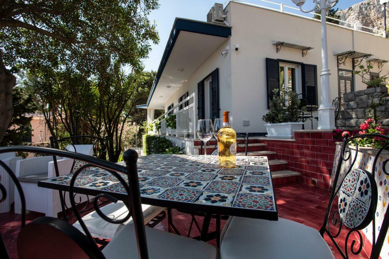 Villa Aurora Mondello Addaura Buitenkant foto